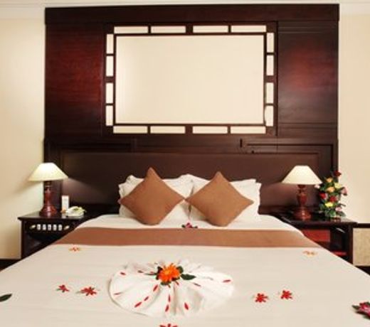 River Beach Resort & Residences