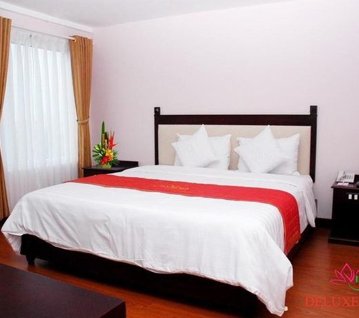 Serene Shining Hotel & Spa