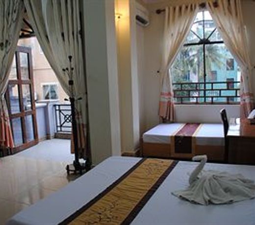 Sunny B Hotel