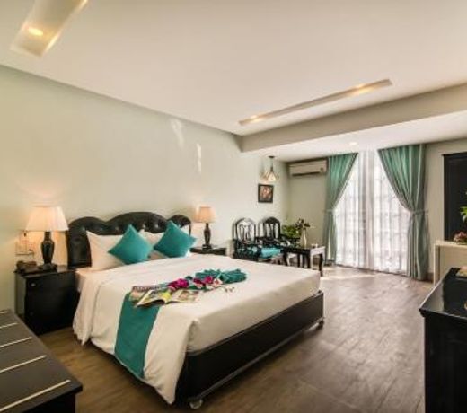 The Sunriver Boutique Hotel