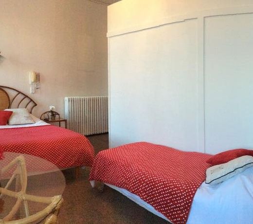 Enzo Hotels Limoges Centre Jourdan By Kyriad Direct