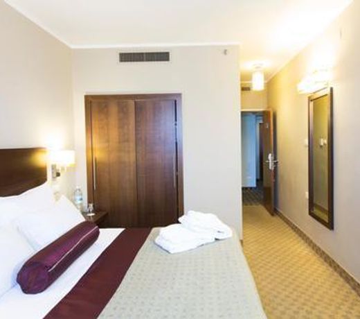 Prima Royale Hotel