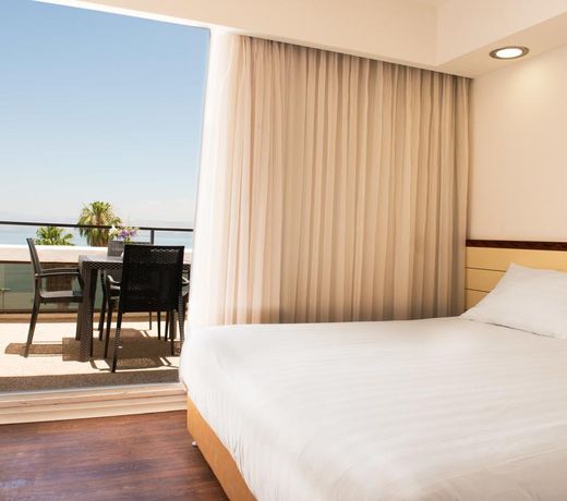 Club Hotel Tiberias - Suites Hotel