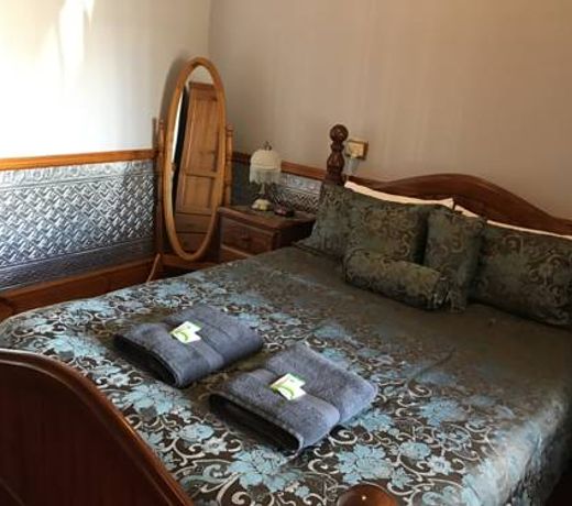 Jadan Cottages