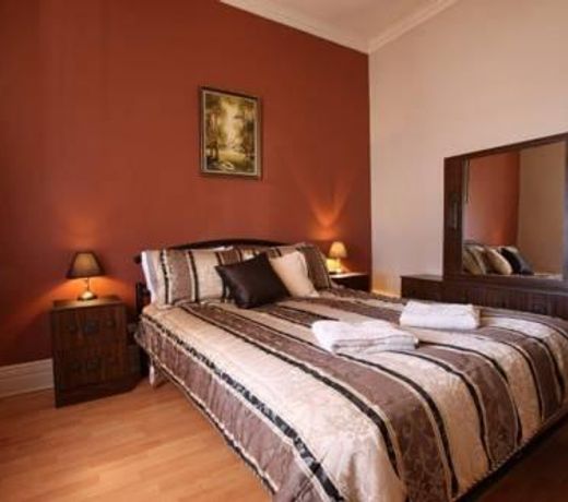 Jadan Cottages