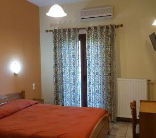 Spanias Hotel