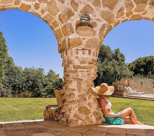 Bozonos Luxury Villa