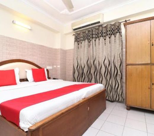 OYO 38170 Hotel Grand Plaza