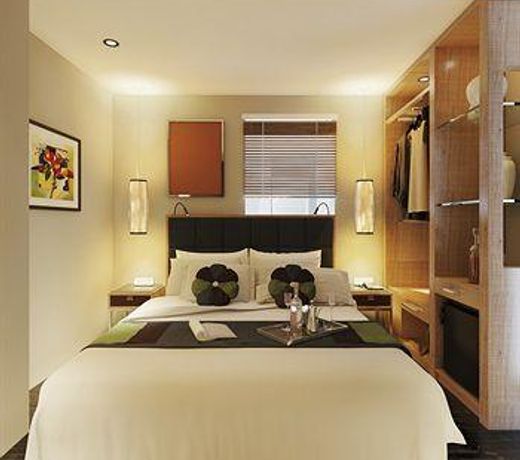 Essence Palace Hotel