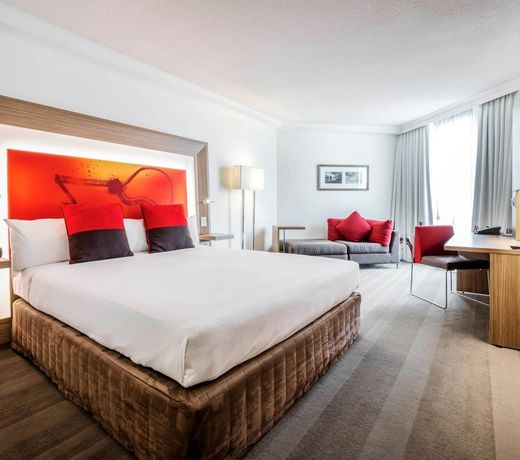 Amora Hotel Brisbane