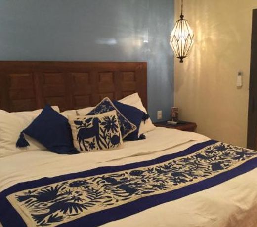 Casa Mia Suites