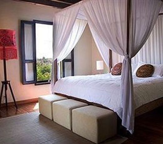 Dos Casas Hotel & Spa