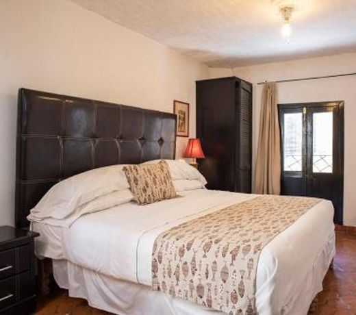 Hotel Suites Dali