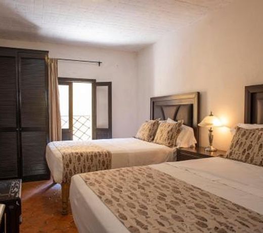 Hotel Suites Dali