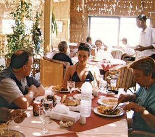 Safari Beach Hotel