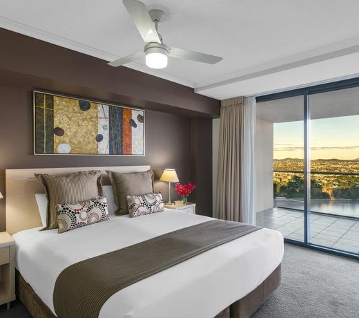 iStay River City Brisbane