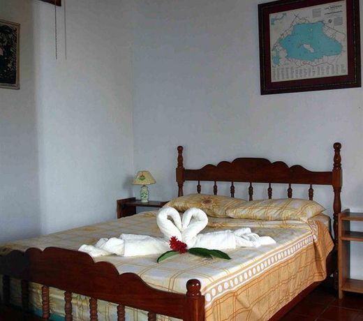 YLANG YLANG OCEAN VIEW VILLAS