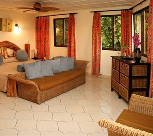 ECOTICA Hotel & Resort