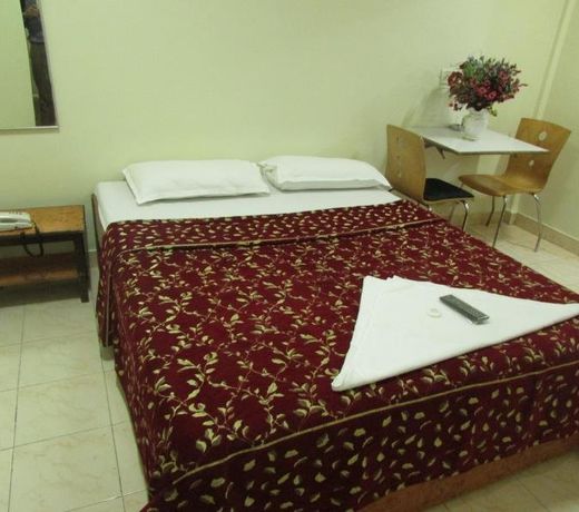 Fabhotel New Prince Palace
