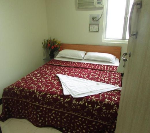 Fabhotel New Prince Palace