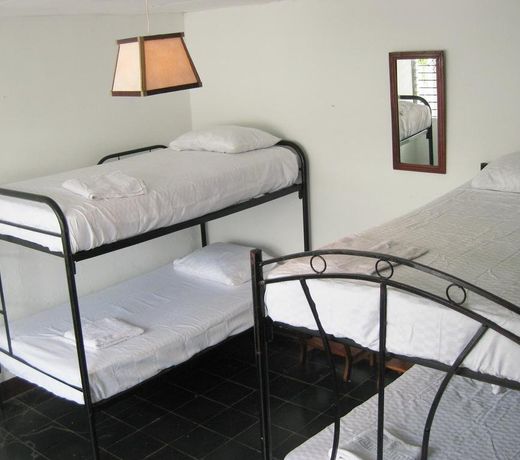 Hostal MALINCHE LEON
