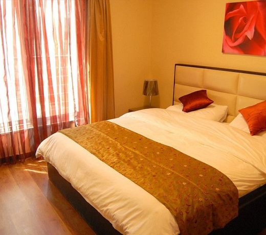 BIETY ROSE SUITES