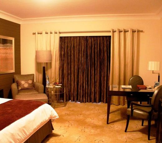 Four Seasons Hotel Amman