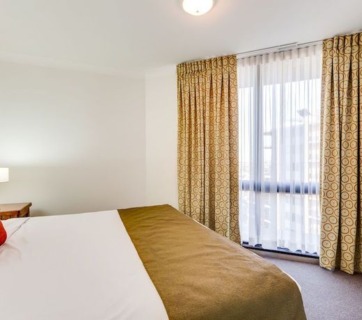 Hillcrest Apartment Hotel (formerly Central Hillcrest Apartments)