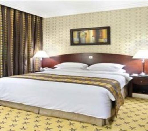 LEADER Al Muna Kareem Hotel