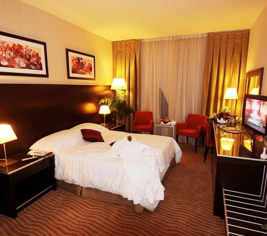 Frontel Al Harithia Hotel