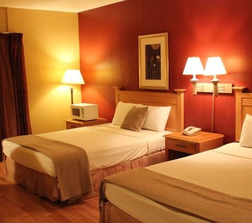 Fortuna Inn & Suites
