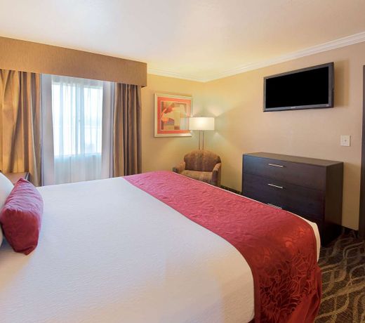 Best Western InnSuites Tucson Foothills Hotel & Suites