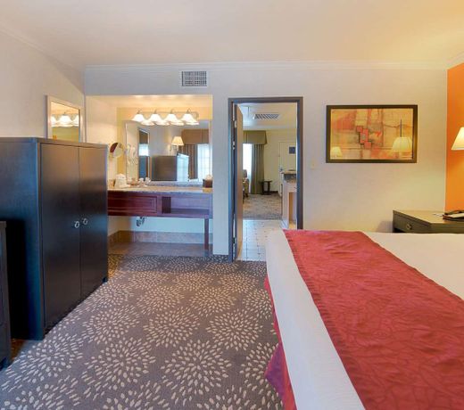 Best Western InnSuites Tucson Foothills Hotel & Suites