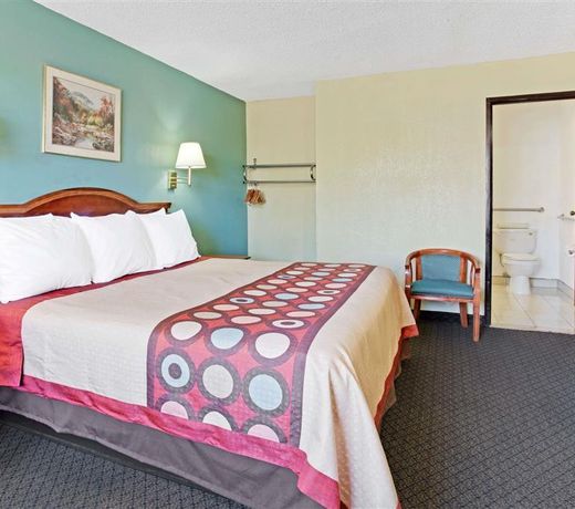 Super 8 by Wyndham Tucson Downtown Convention Center