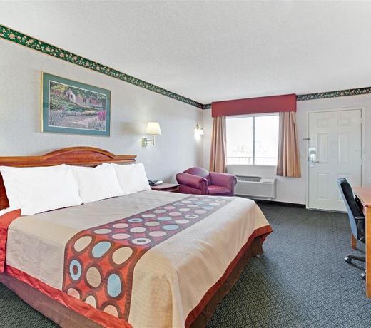 Super 8 by Wyndham Tucson Downtown Convention Center