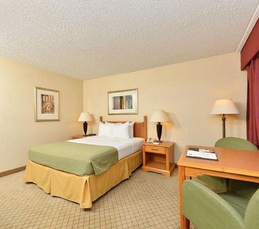 Holiday Inn Hotel & Suites TUCSON AIRPORT-NORTH