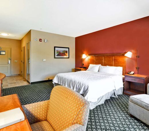 Hampton Inn & Suites Tucson East