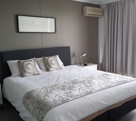 Kirribilli Apartments
