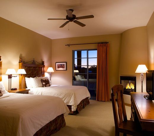Lodge On The Desert