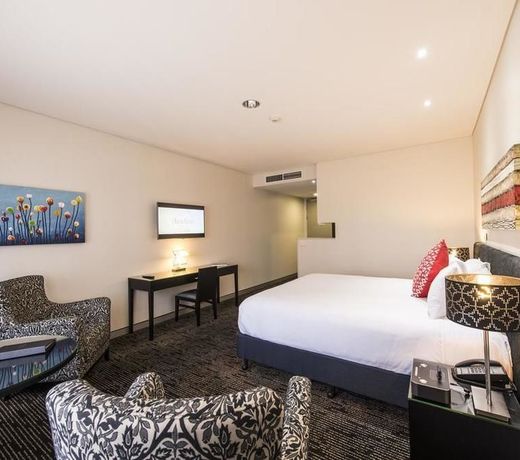 The Colmslie Hotel