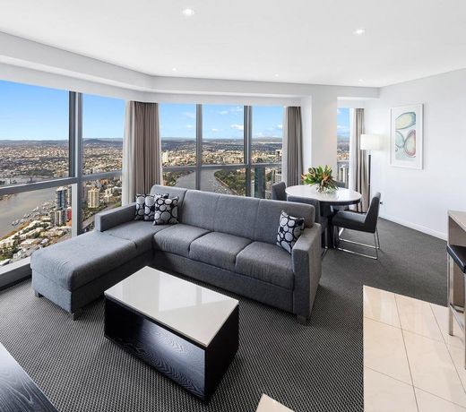 Meriton Suites Adelaide Street, Brisbane