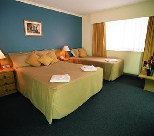 Mt Ommaney Hotel Apartments