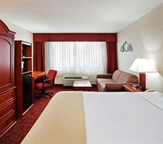 Holiday Inn Asheville East, an IHG Hotel