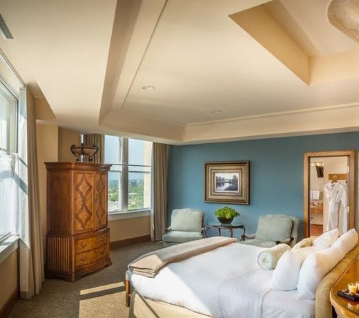 Haywood Park Hotel, Ascend Hotel Collection
