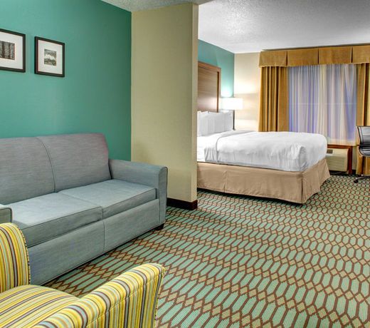 Country Inn & Suites by Radisson, Asheville Downtown Tunnel Road, NC