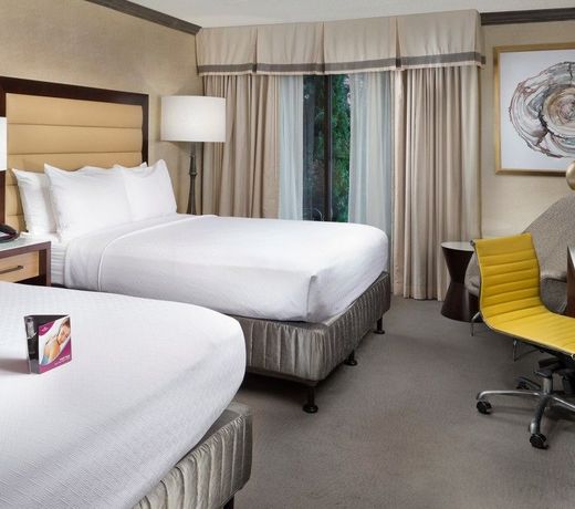 Crowne Plaza Resort Asheville, an IHG Hotel