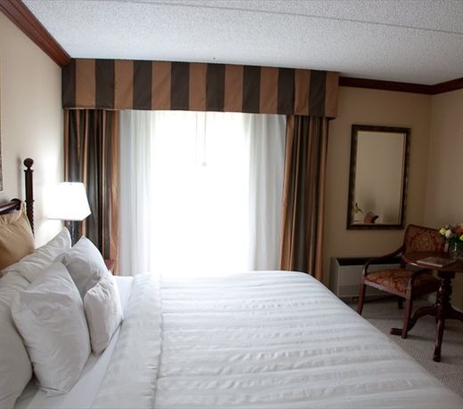 Crowne Plaza Resort Asheville, an IHG Hotel