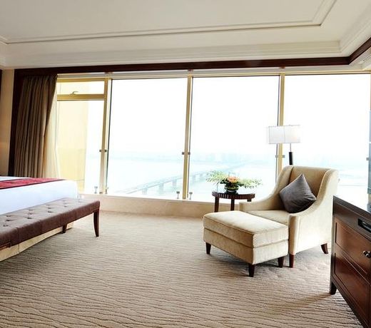 Crowne Plaza Nanchang Riverside, an IHG Hotel
