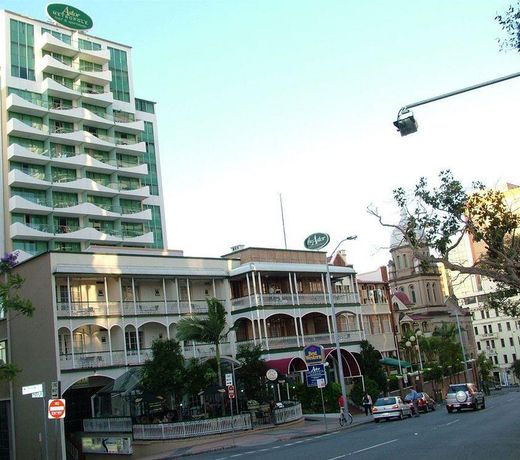 Astor Metropole Hotel