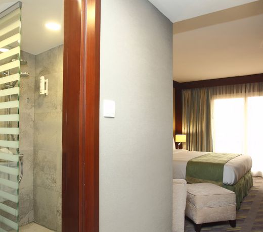 Holiday Inn Al Khobar - Corniche, an IHG Hotel